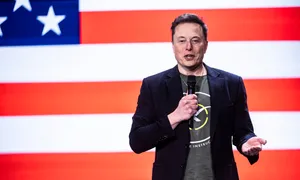 Elon Musk thưởng một triệu USD cho người ký tên ủng hộ Hiến pháp Mỹ